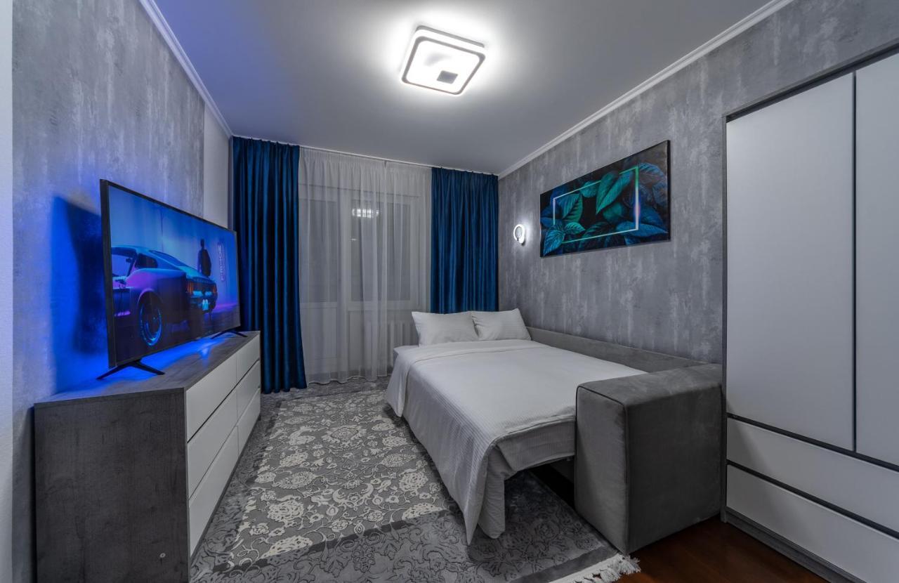 Modern 3 Bedroom Apartment Киев Экстерьер фото
