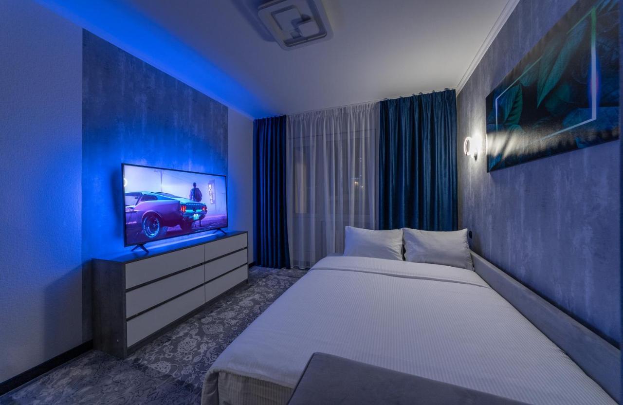 Modern 3 Bedroom Apartment Киев Экстерьер фото