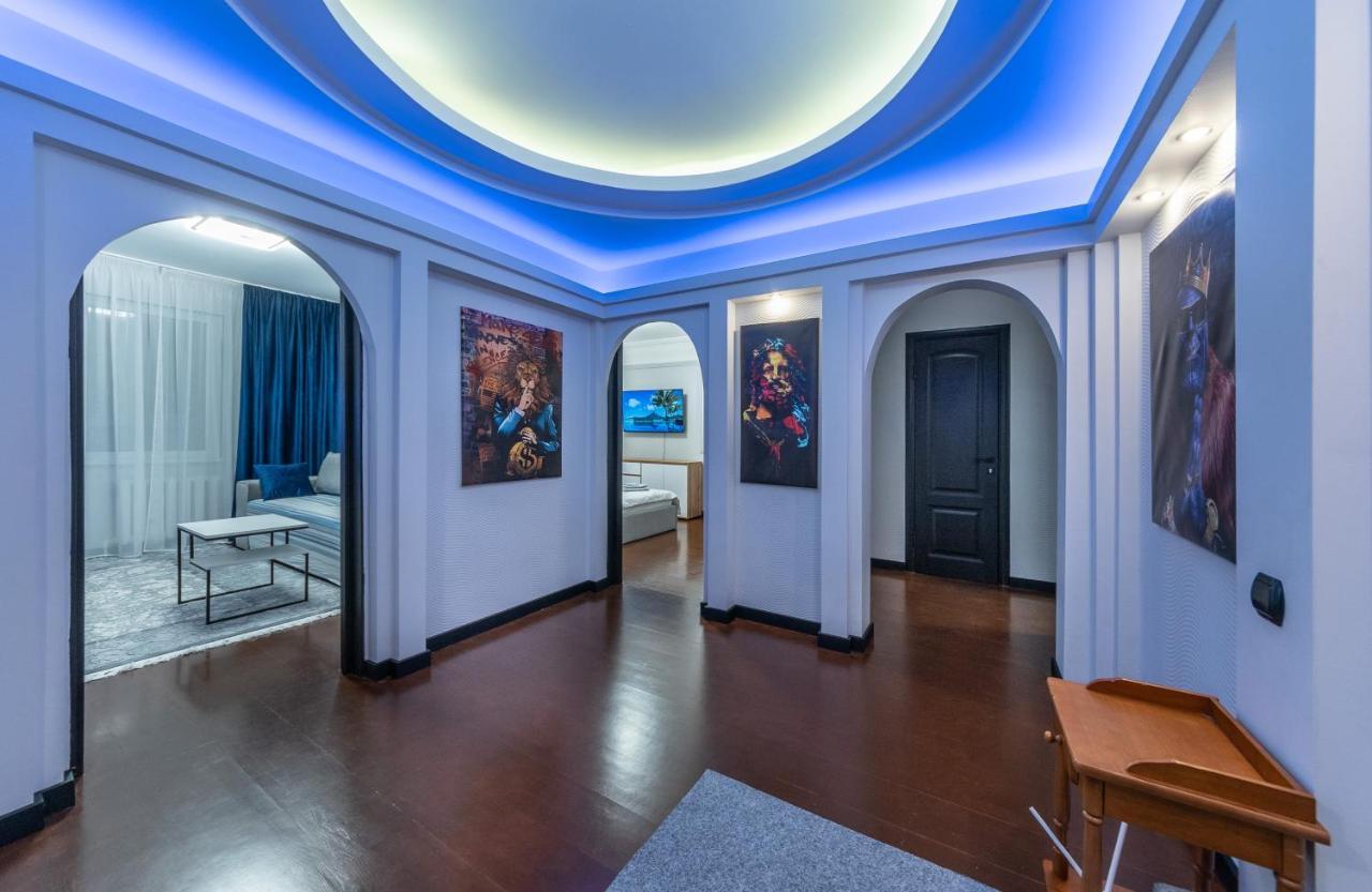 Modern 3 Bedroom Apartment Киев Экстерьер фото